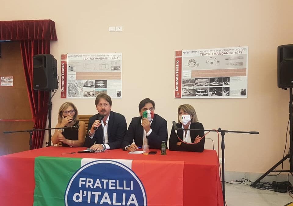 Barcellona PG. Incontro di Fratelli D’Italia al Teatro Mandanici: “Siamo parte sostanziale delle coalizioni di centro-destra”