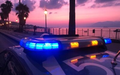 S. Agata di Militello, si apposta sotto casa e la perseguita sui social: divieto di avvicinamento a meno di 500 metri e controllo elettronico