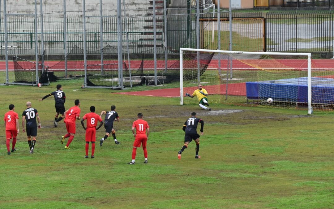 Calcio. Eccellenza, la Nuova Igea supera il Real Siracusa 5-3 e resta in vetta