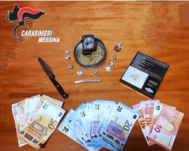 Messina. Nascondeva hashish in casa, 52enne arrestato