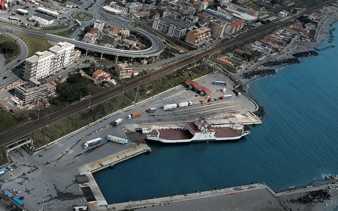 Porto di Tremestieri, la “nuova” azienda tira freno a mano. Uil: “Nodi al pettine, si profila incompiuta con Amministrazione in vicolo cieco”