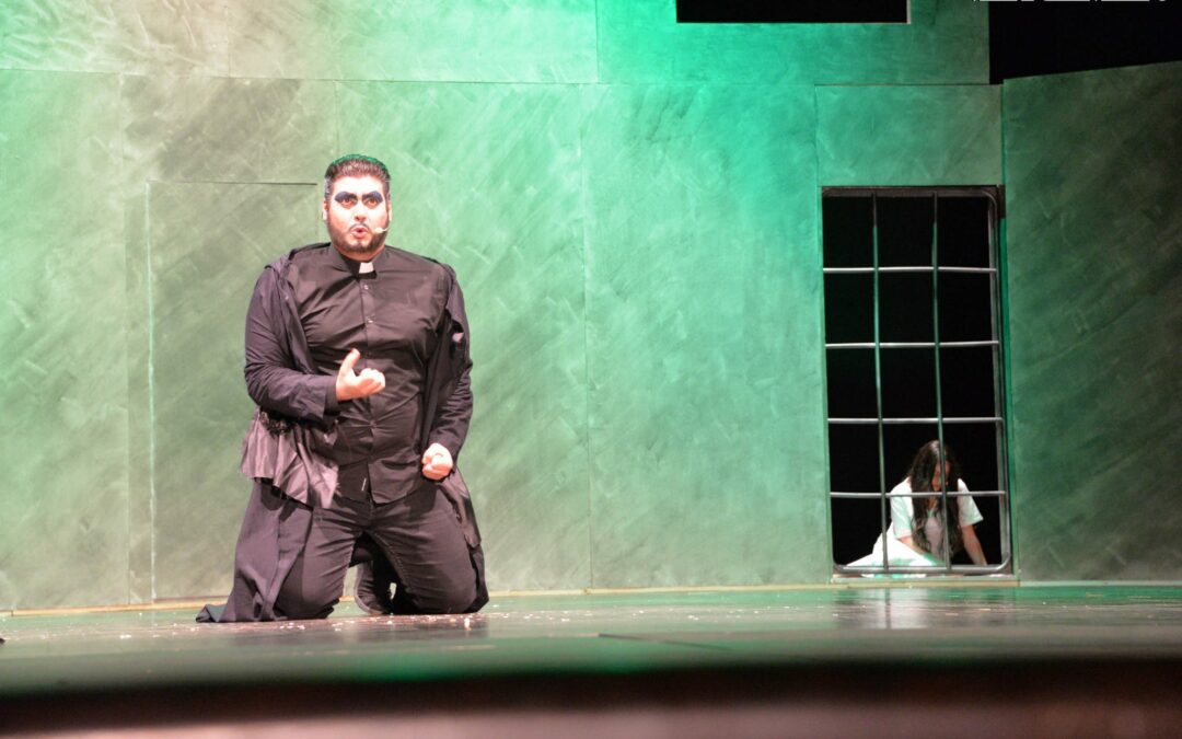 Milazzo. “Il Tempo delle Cattedrali” questa sera al Teatro Trifiletti. I registi: “Il finale è un omaggio allo scrittore”