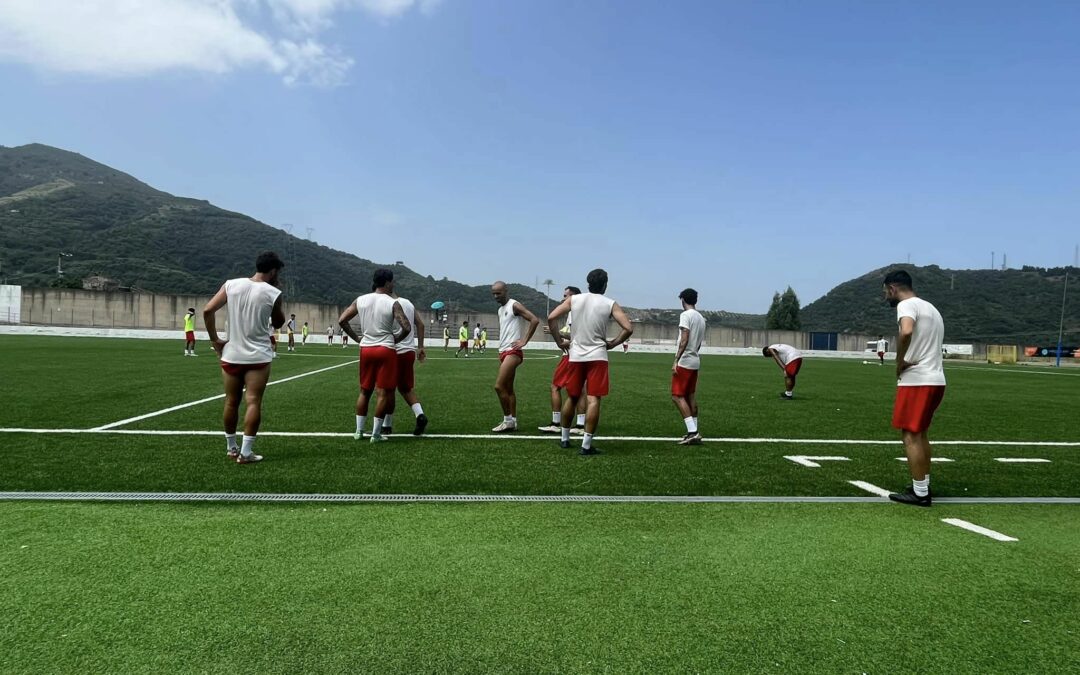 Barcellona PG. Calcio, Nuova Igea verso raduno di Fondachelli Fantina tra amichevoli e nuovi acquisti: Trovato, Moi e Cannistrà