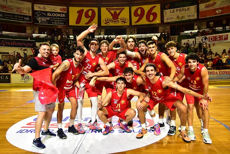 Basket – Serie B. Straordinaria Barcellona, vince il derby con Milazzo: adesso testa alla Viola..