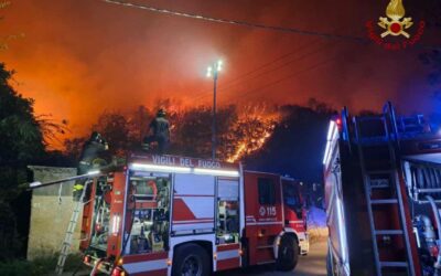 Da Villafranca Tirrena a Milazzo, diverse aree nella morsa del fuoco