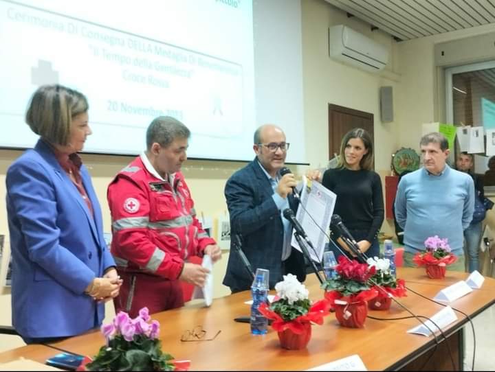Barcellona PG. All’Istituto Comprensivo “Nino Pino Balotta” la Medaglia di Benemerenza “Il Tempo della Gentilezza” della Croce Rossa Italiana