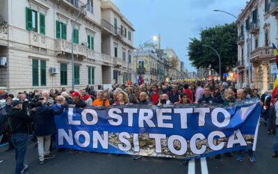 A Messina in 10 mila per dire ‘No al Ponte’: “Mobilitazione contro devastazione e sperpero di denaro”