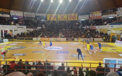 Basket. Barcellona è tuo il derby, super vittoria su Capo d’Orlando