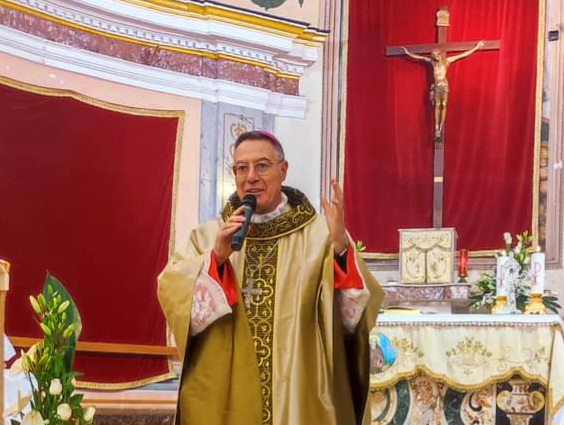 Barcellona PG. Il Vescovo Ausiliare Mons. Cesare Di Pietro lunedì 29 gennaio in visita al plesso S. Antonio dell’I.C. “Foscolo”