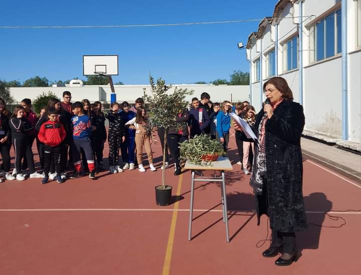 Barcellona PG. La scuola secondaria “Foscolo” ha celebrato la “Giornata della Memoria” 