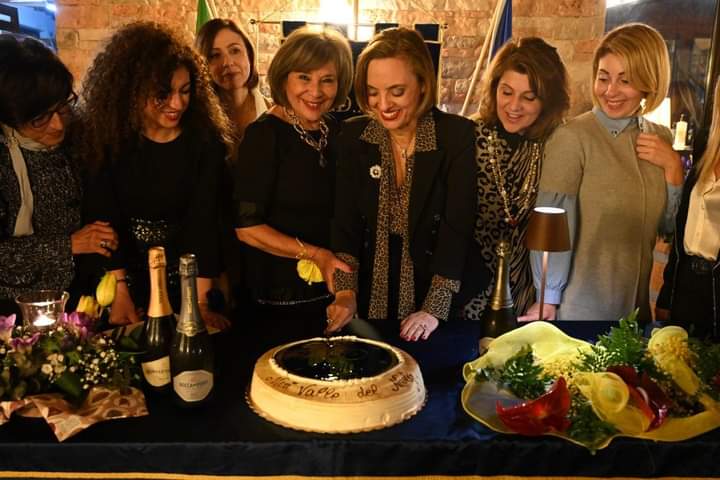 La Fidapa Merì-Valle del Mela celebra la Cerimonia delle Candele nel nome della pace e per i diritti, ancor oggi negati