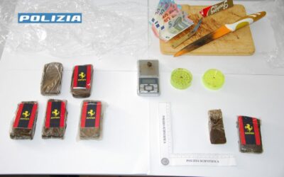 Arrestato in flagranza di reato santagatese, sequestrata 700 grammi di hashish