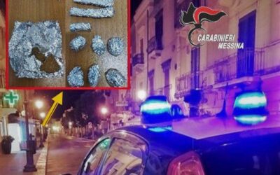 Sorpreso mentre cede la droga, ‘cliente’ segnalato: 34enne pusher arrestato