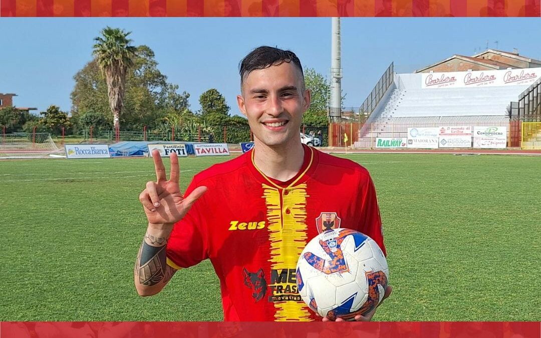 Calcio – Serie D. Quaterna della Nuova Igea Virtus al Locrì, super tripletta di bomber Longo