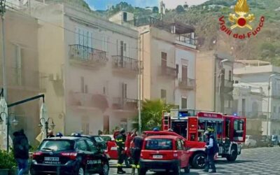 Lipari. Incendio in albergo a Canneto, fiamme e paura