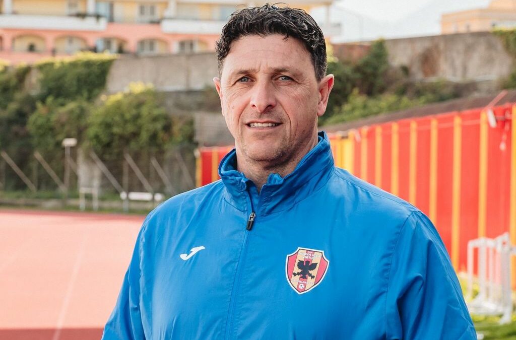 Calcio – Serie D. La Nuova Igea Virtus conferma il tecnico Francesco Di Geatano
