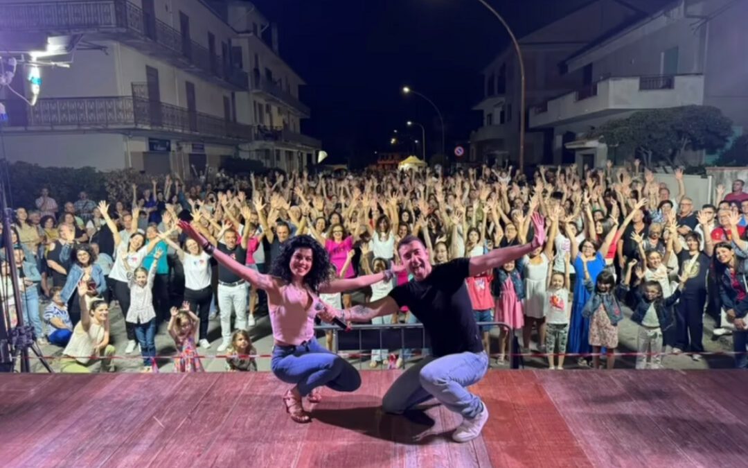 Pace del Mela, grande successo per lo spettacolo di Joey & Rina