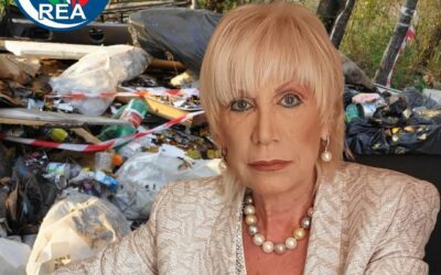 Discariche abusive e incendi, REA: “Che problema hanno le istituzioni? A quando piano per garantire servizi e corretto ciclo dei rifiuti?