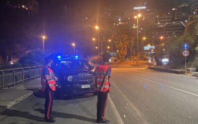 Controlli straordinari tra Giardini Naxos e Taormina, chiusa attività per carenze sanitarie, denunciato titolare: sequestro di 100kg di alimenti