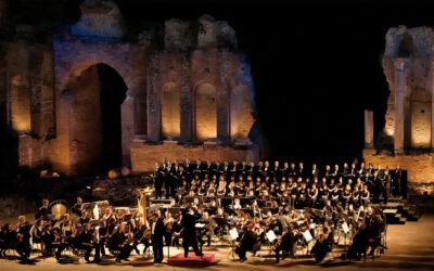 Il Festival Lirico dei Teatri di Pietra: doppio omaggio nel centenario della morte di Puccini al Teatro antico di Taormina