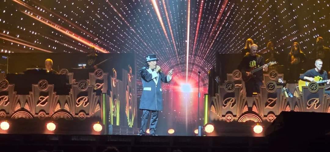 Messina. “Musica e Parole” con Renato Zero… e al PalaRescifina è “magia”!