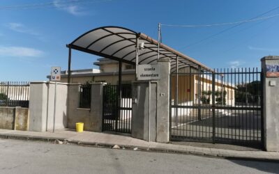 Merì. Scuole elementari, opposizione attacca Amministrazione: “Un anno di sprechi e promesse: bambini al freddo”