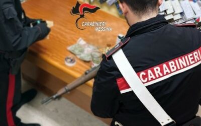 Droga e armi in casa: trovato un fucile, 29enne arrestato