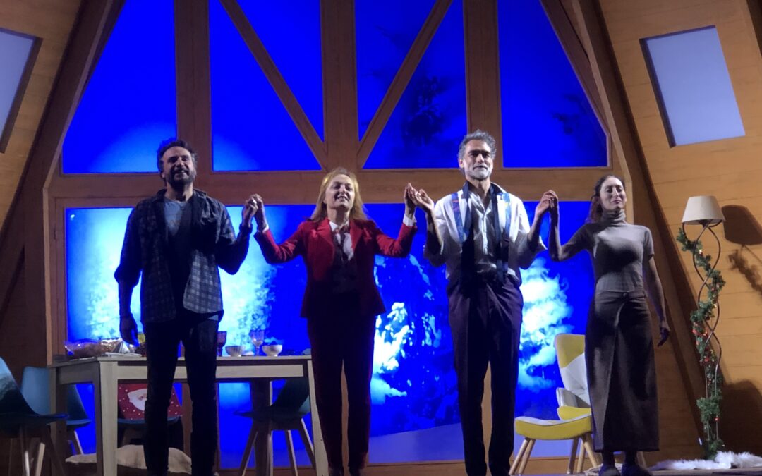 Auditorium di Pace del Mela. In  “Lapponia” scontro filosofico tra due culture e Babbo Natale se la ride