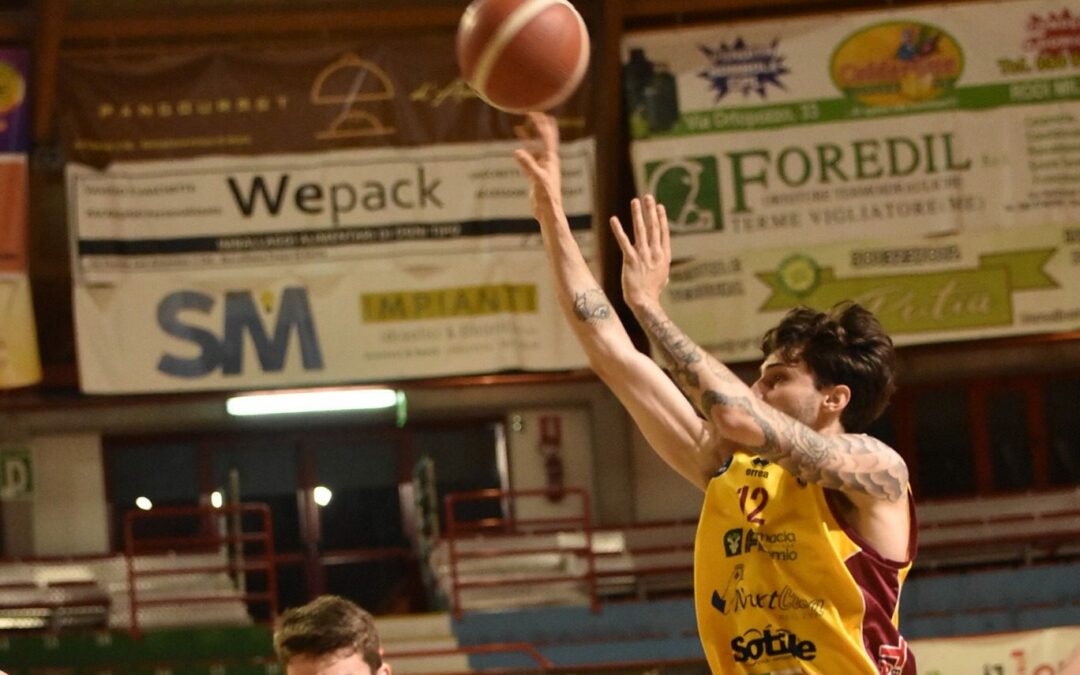 Basket. Brutta Barcellona sconfitta al PalAlberti da Corato nella sfida Play-In Out