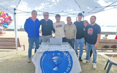 Milazzo. I giovani di “Partiamo da qui” con uno stand in Marina Garibaldi