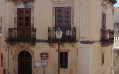 Roccavaldina inaugura la Sala Immersiva e presenta le E-bike per il turismo esperienziale al Borgo