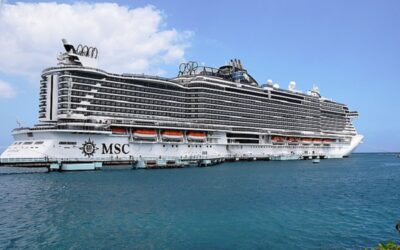 Incendio nella notte sulla Msc Orchestra, paura e disagi per i crocieristi