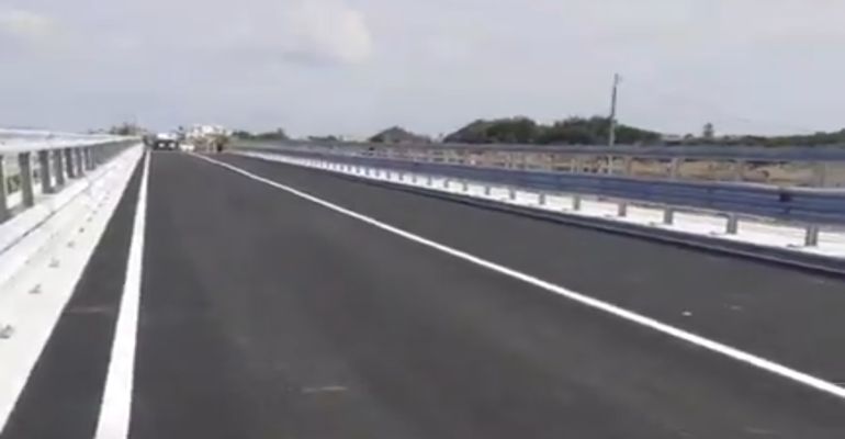 Ponte sul Mela. Fine dell’attesa, ripristinato collegamento tra Milazzo e Barcellona Pozzo di Gotto