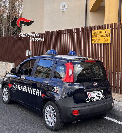Truffe online, in casa carte intestate a terzi: 31enne arrestato