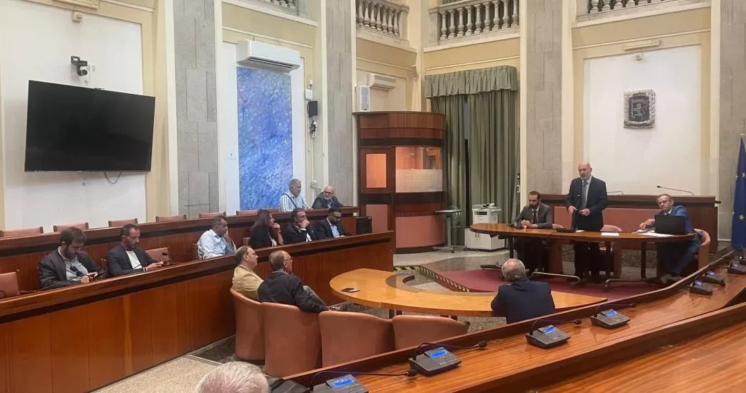 Rifiuti. SRR Messina, ok al Piano d’Ambito: provincia divisa in tre bacini Ionico, Tirrenico e Messina