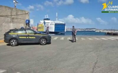 Agli imbarcaderi per Messina con 4 kg di cocaina: arrestati due corrieri della droga