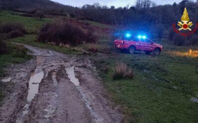 Floresta. Salvata famiglia bloccata con fuoristrada, soccorsa dai Vigili del fuoco