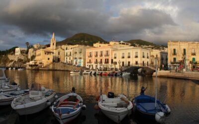 Isole, verso evento internazionale: “Ospitiamo il Mondo. Identità, memoria e sapori: le Eolie svelano il proprio patrimonio universale”