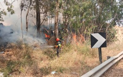 Messina e provincia nella morsa del ‘caldo rovente’ e tra gli incendi da Camaro a Sant’Alessio Siculo fino a Barcellona PG