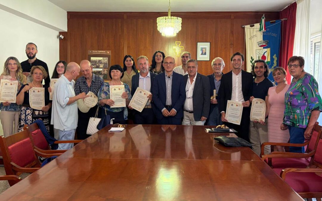 Terme Vigliatore. Attestati di ‘pubblica stima’ a personalità virtuose, cerimonia del 60° anniversario dell’autonomia comunale