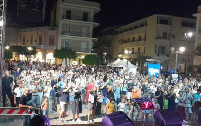 Capo d’Orlando Blues per la 28^ edizione: Quattro live, una mostra e un flash mob, oltre 2000 spettatori nelle due location