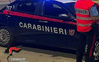 Fuggono dai Carabinieri con la droga in auto: 24enne e 46enne arrestati a Messina, terzo fermato a Giardini Naxos