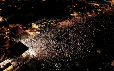 Brolo, il lungomare si accende con i The Kolors: grande festa per il concerto