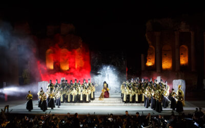 Trionfo assoluto a Taormina: un Nabucco immortale accende il Teatro Antico
