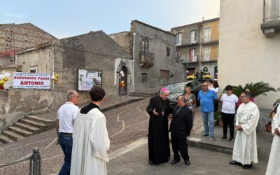 Mazzarrà Sant’Andrea accoglie il nuovo parroco don Antonio Salvo: grande festa per la comunità