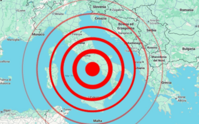 Scossa di magnitudo 5.0 sulla costa tirrenica, evacuate scuole: scatta l’allerta maremoto