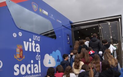 “Una vita da social- action week”, la Polizia di Stato incontra gli studenti
